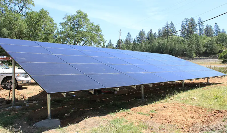 Ground mount array